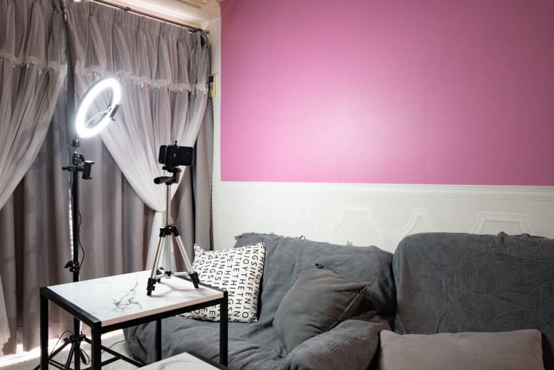 パラム新大阪 駅前 公式サイト最安値 바람 光高速wifi 2口コンロキッチン ハイデスクテレワーク スーツケース置 お子様グッズ多数 大型テレビ 上映 会 推し会 女子会 誕生日会パーティー デコレーションライト 撮影 Mspace レンタルスペースを